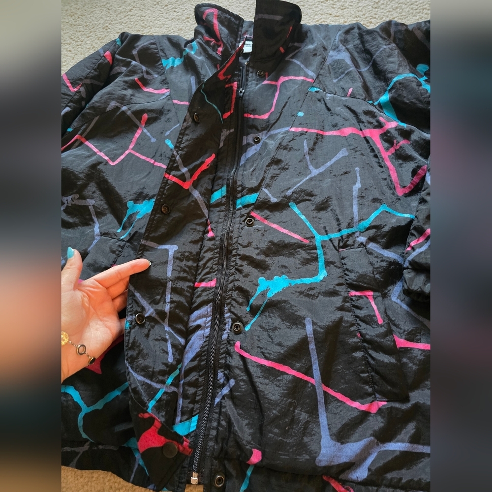 90s Windbreaker Jacket – Size 16 - black background with pink, blue and teal - Picture 3 of 8